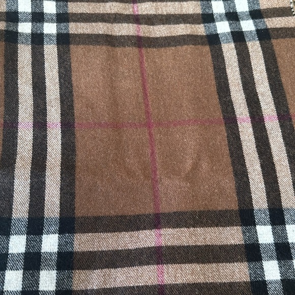 Burberry Dark Birch Brown Scarf Reversible - Picture 5 of 7